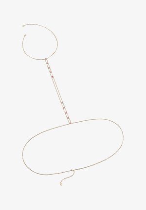 Collana a più strati in tono dorato con dettagli rosa, caratterizzata da un design a catena e maglie geometriche. Texture liscia con chiusura regolabile.