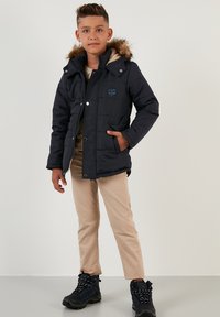 Niet geselecteerd, dark blue