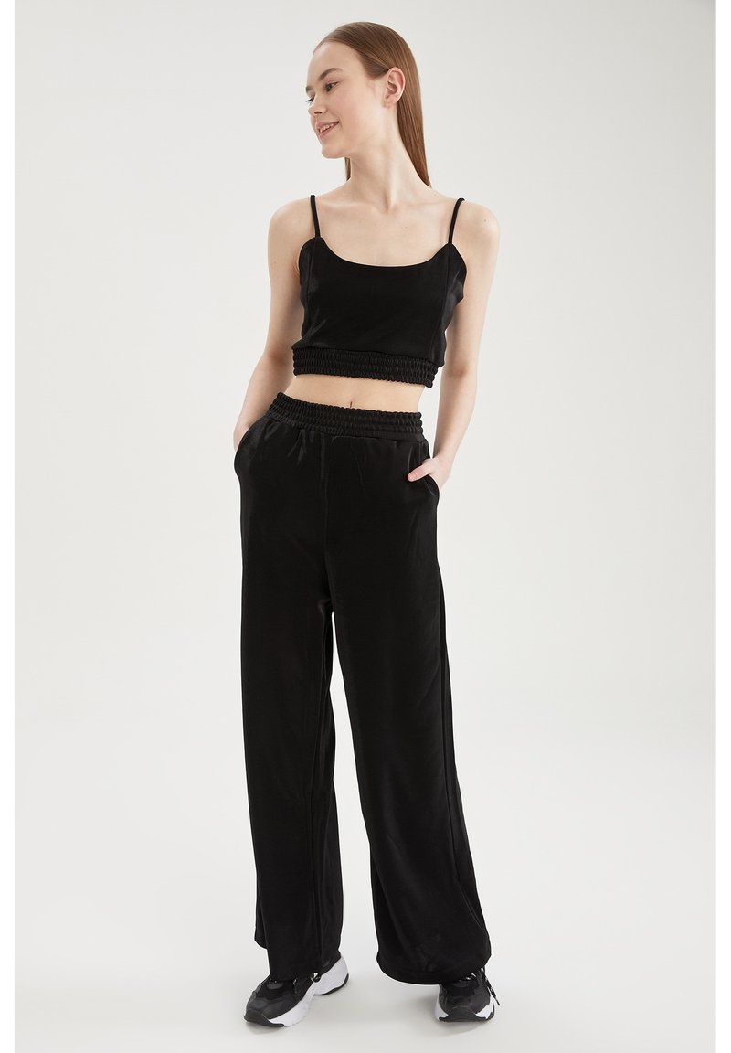 DeFacto Top zwart DeFacto Top zwart