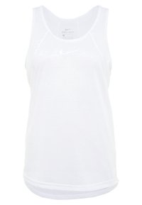 Wit Dri-FIT tanktop met een ronde halslijn, mouwloos ontwerp en reflecterend Nike-logo aan de voorkant. Glad, lichtgewicht materiaal.