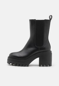 Calvin Klein Jeans - CHUNKY HEELED CHELSEA - High heeled ankle boots - triple black Thumbnail Image 1