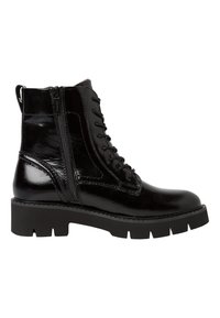 Botas de tobillo de cuero negro con un acabado brillante, que cuentan con cordones, una cremallera lateral y una suela gruesa y texturizada.