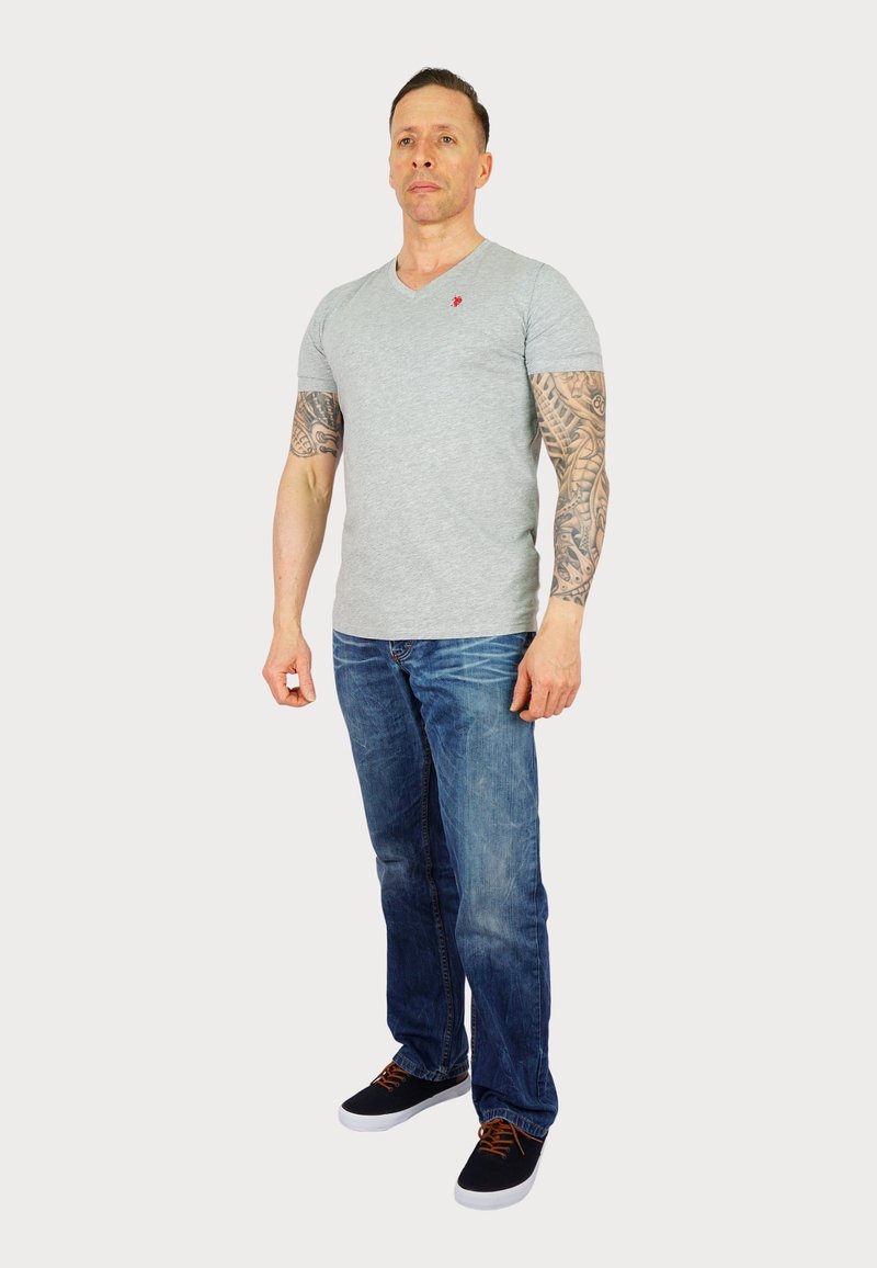 U.S. Polo Assn. - 2 PACK SHORTSLEEVE V-NECK - Basic T-shirt - grau, Enlarge