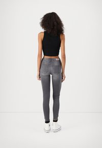 ONLY ONLKENDELL LIFE - Uske traperice - medium grey denim