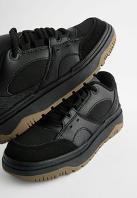Next CHUNKY - REGULAR FIT - Tenisky - black