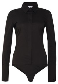 Camicia nera a maniche lunghe con colletto a punta, realizzata in tessuto liscio, con chiusura frontale a bottoni e stile body.