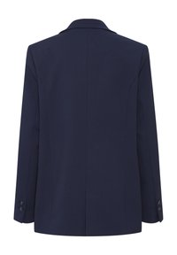 Tamno plavi blazer s klasičnim ovratnikom, ravnim krojem, manžetama na dva dugmeta i čistim linijama. Tkanina izgleda glatko bez vidljivih uzoraka.