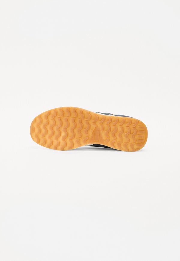 WYLIE MEN LOW - Trainers4