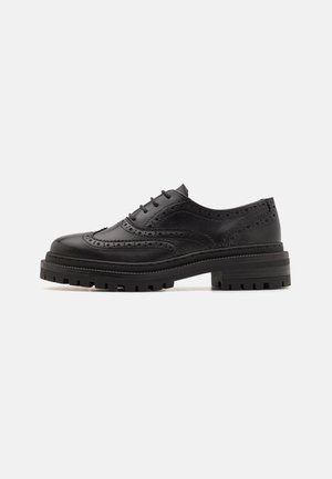 Derbies - black