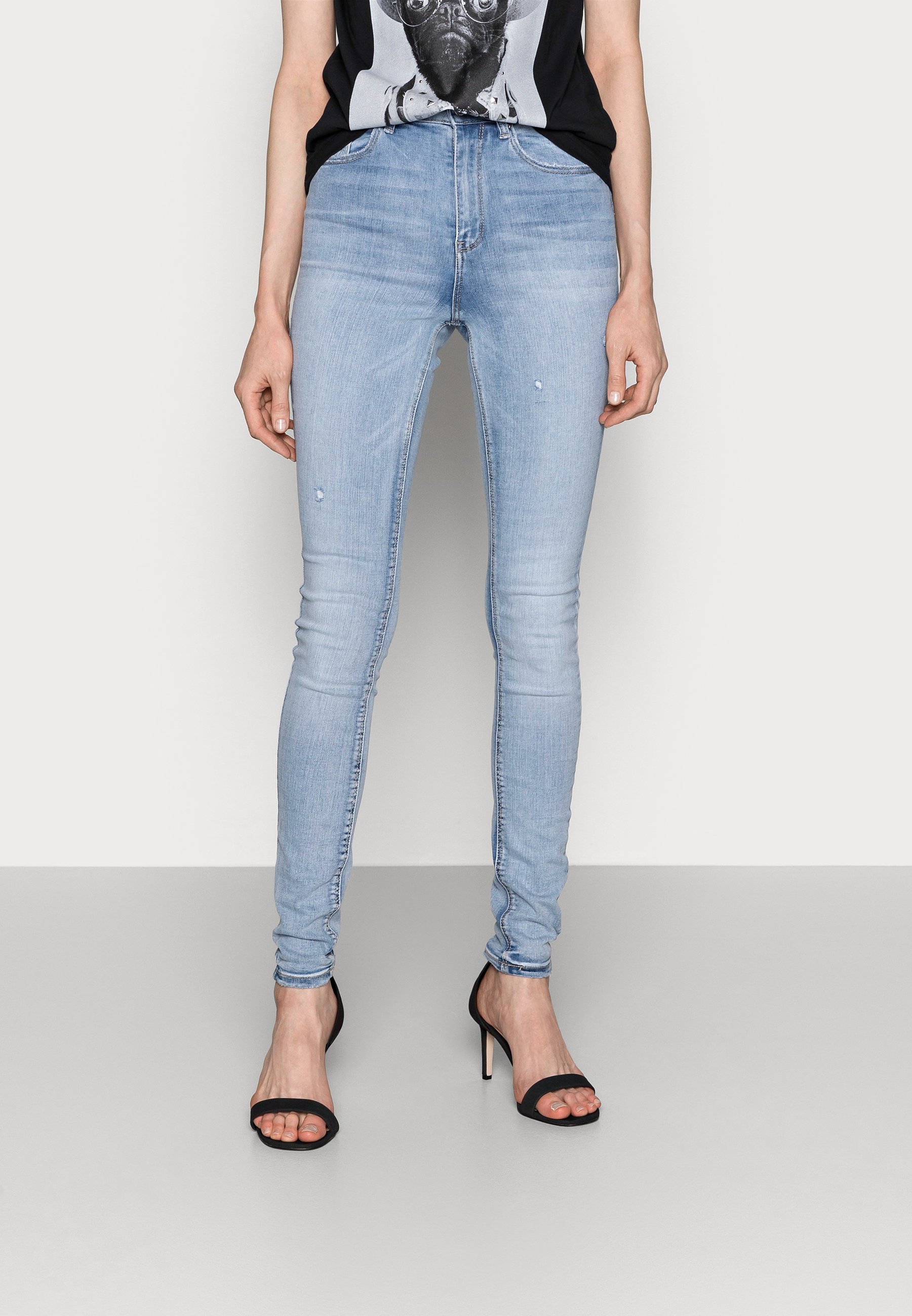 Vero Moda Tall VMSOPHIA - Aptempti džinsai - light blue denim/šviesiai  mėlyno džinso - Zalando.lt