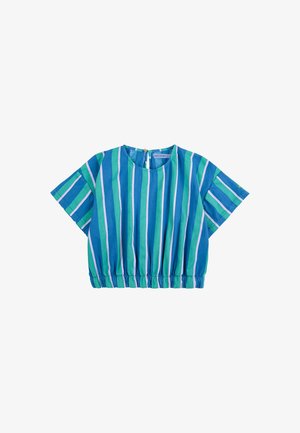 Krótka bluzka w pionowe niebieskie i zielone paski z różowymi akcentami. Wykonana z lekkiego materiału, posiada marszczony dół i wycięcie w kształcie klucza z tyłu.