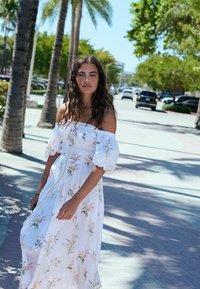 Next PUFF SLEEVE MIDI - Päevakleit - white ground