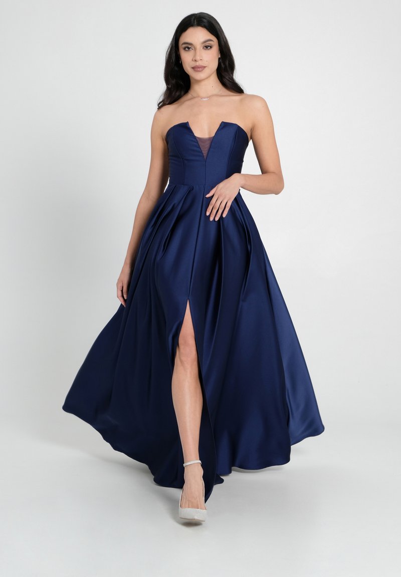 Rinascimento Modelli Vestiti Da Sera Abiti Cerimonia Rinascimento