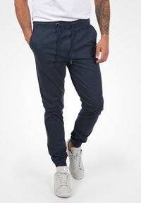 Solid SDTHEREON REGULARFIT - Spodnji deli trenirk - insignia blue