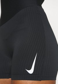 Nike Performance Combinaison d'échauffement - black