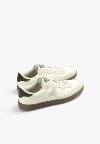 Scalpers FORD - Sneakers laag - off white