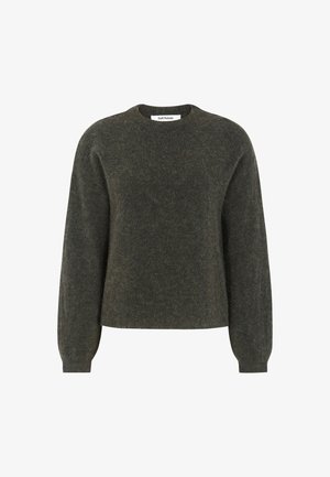Pull en laine vert foncé avec un col rond, des manches longues et une coupe décontractée. Texture douce avec une finition brossée et un minimum de détails.