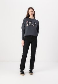 GAP HERITAGE CREW - Felpa - cast iron