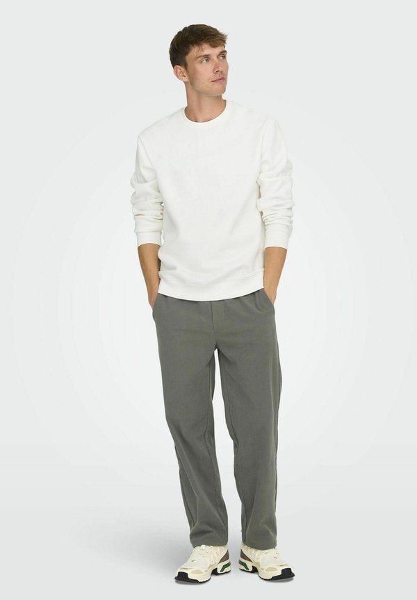 CONNOR REG NOOS - Sweatshirt - cloud dancer4