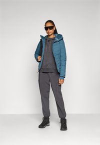 Columbia PEAK™ HOODED JACKET - Žieminė striukė - everblue