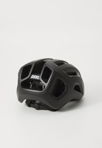 Casco da bici nero con grandi fori di ventilazione, regolazione della misura tramite una manopola, design aerodinamico e superficie texturizzata.