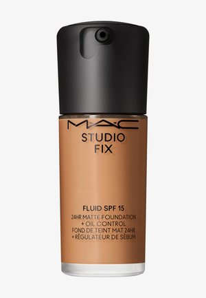 MAC STUDIO FIX FLUID SPF15 OIL CONTROL - Fondotinta - nc45.5