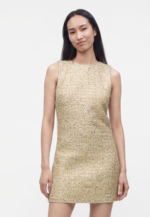Alice + Olivia CADE SHIFT MINI DRESS - Denné šaty - gold-coloured