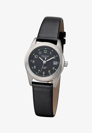 Montre analogique avec cadran noir, boîtier argenté, bracelet en cuir noir, aiguilles blanches pour les heures et les minutes, et affichage de la date à 3 heures.