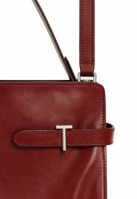 Le Tanneur GRAND MODÈLE EMIE - Borsa a mano - red