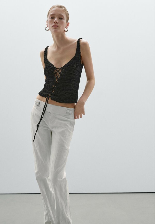 WITH BUCKLE DETAILS - Trousers3