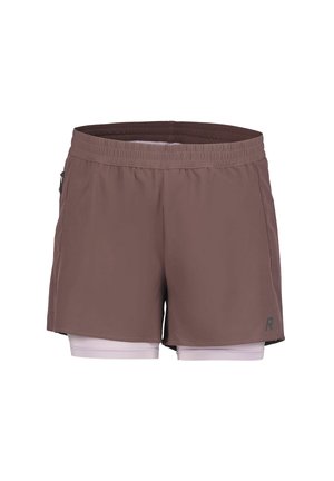 Bruine sportshorts met elastische tailleband en lichtpaarse aansluitende binnenshorts die onder de zoom uitsteken.