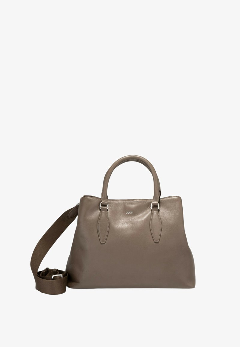 Borsa a mano in pelle marrone con doppio manico superiore, tracolla removibile e una texture liscia. Presenta hardware in argento e un brand discreto.