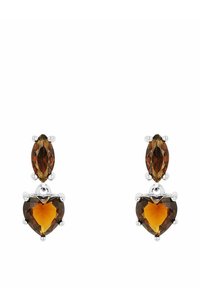 Orecchini a goccia in pietra preziosa marrone caratterizzati da forme a marquise e cuore, impostati in metallo tono argento con dettagli a prong.