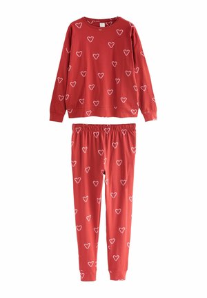 Punaiset pyjamapuku, jossa on pitkähihaisia yläosia ja täyspitkiä housuja, molemmat valkoisilla sydänkuvioilla koristeltuja. Valmistettu pehmeästä puuvillamateriaalista.