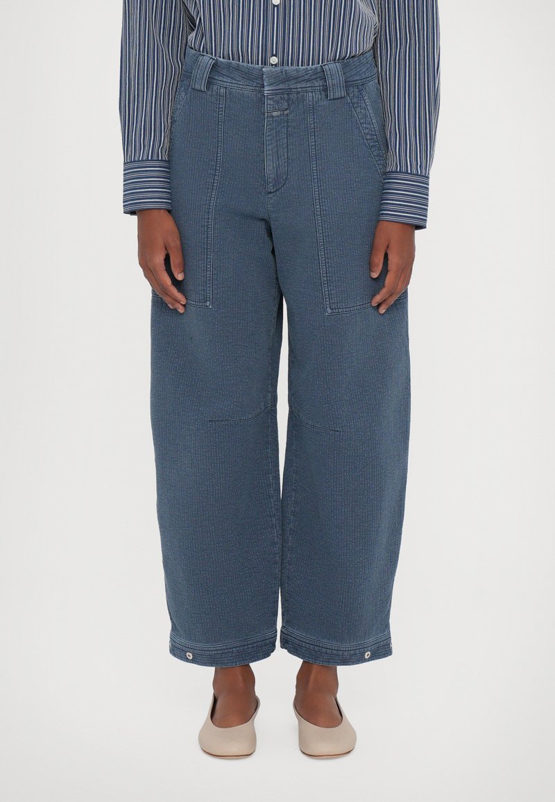CLOSED - RHANNON - Pantalon classique - eclipse blue, Agrandir
