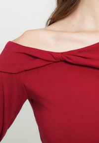 GAP Langarmshirt - red