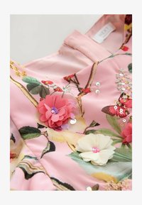 Niet geselecteerd, pink floral