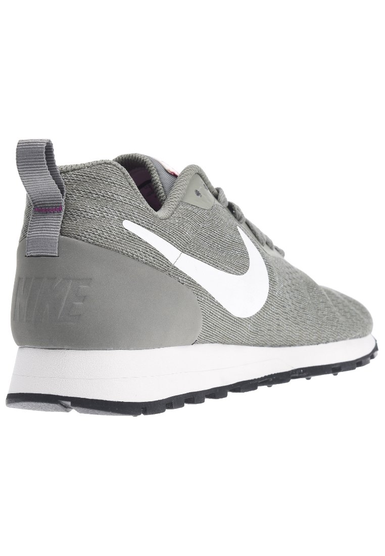 khaki md runner 2 trainers