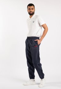 Sergio Tacchini CARSON - Calças de fato de treino - navy tango red