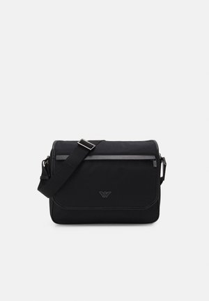 Emporio Armani MESSENGER MAN UNISEX - Borsa a tracolla - black