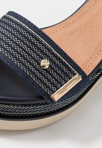 TOM TAILOR Sandales à talons hauts - dark blue