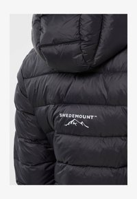 Wybrany, black carbon black