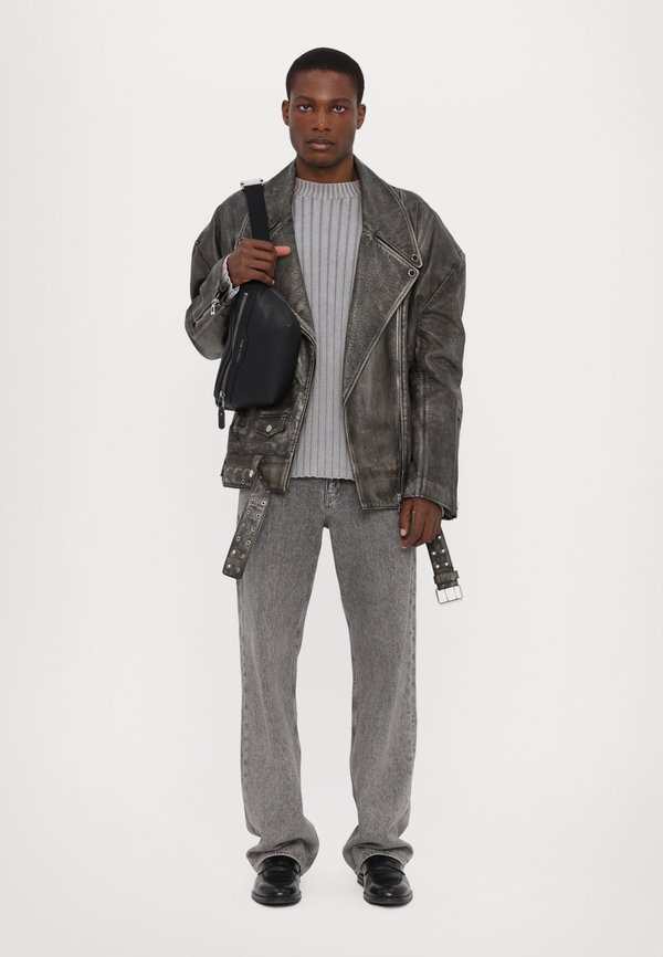 BELT BAG UNISEX - Cross body bag