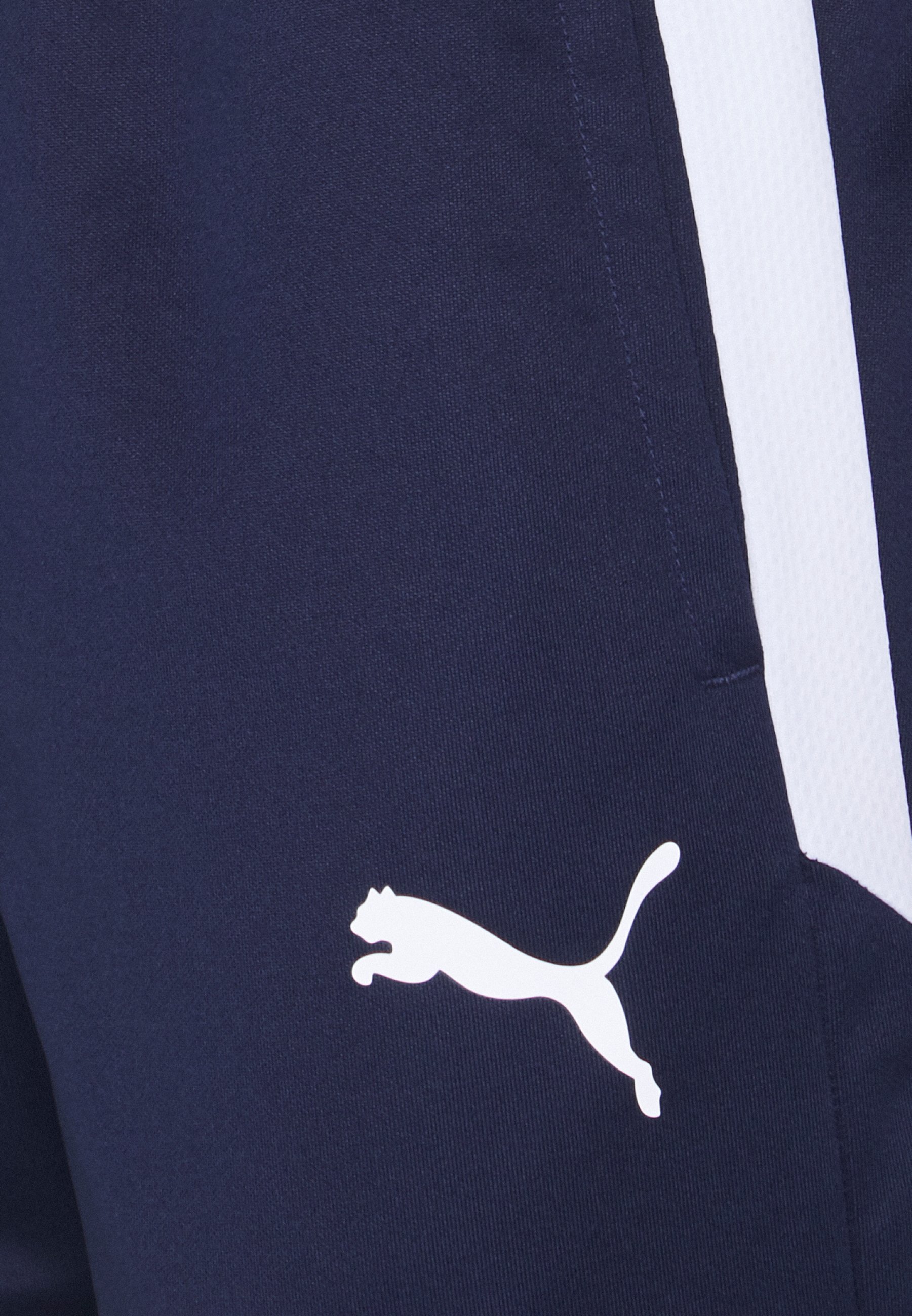 Conjuntos de Ropa de deporte y Baño de PUMA | FASHIOLA.es - Página 2