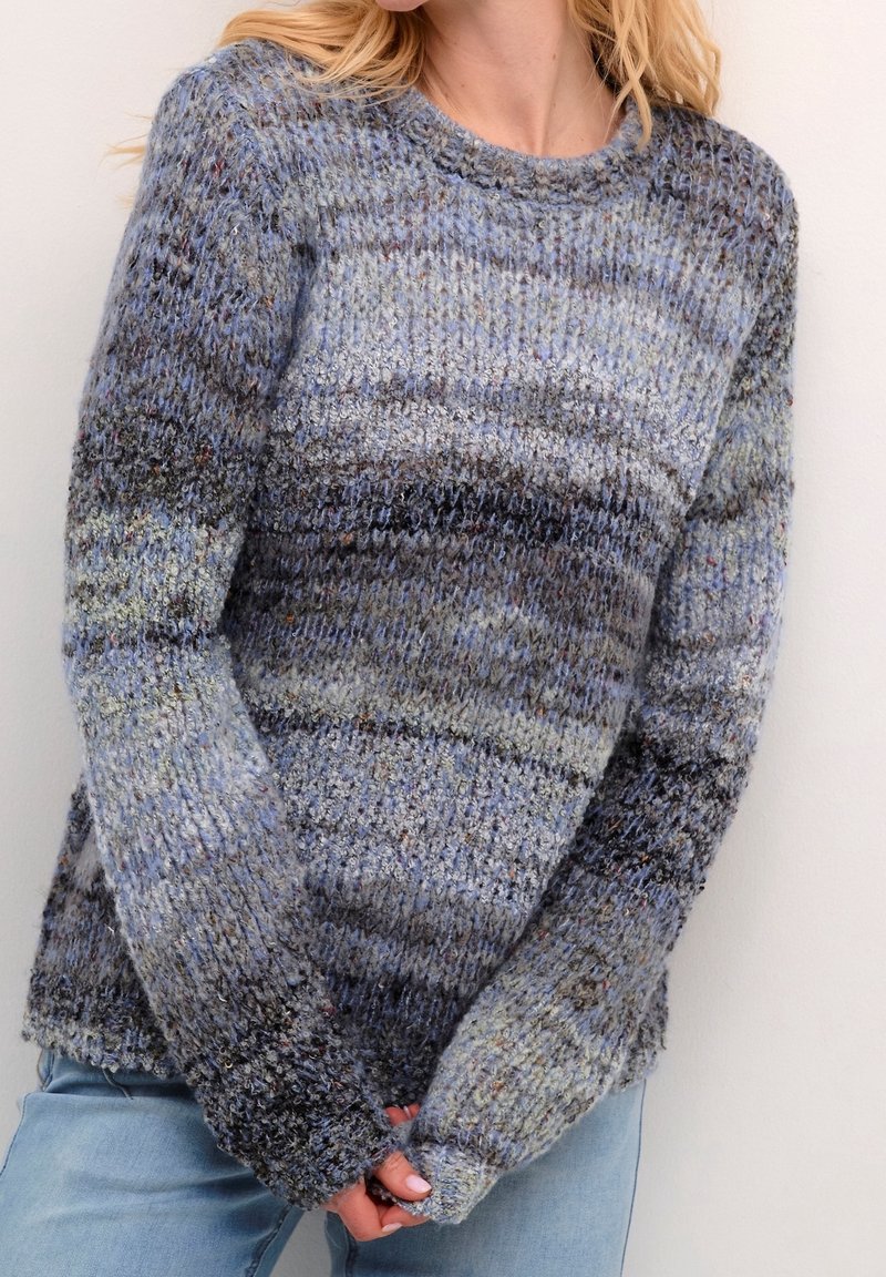 Cream Stickad tröja - blue