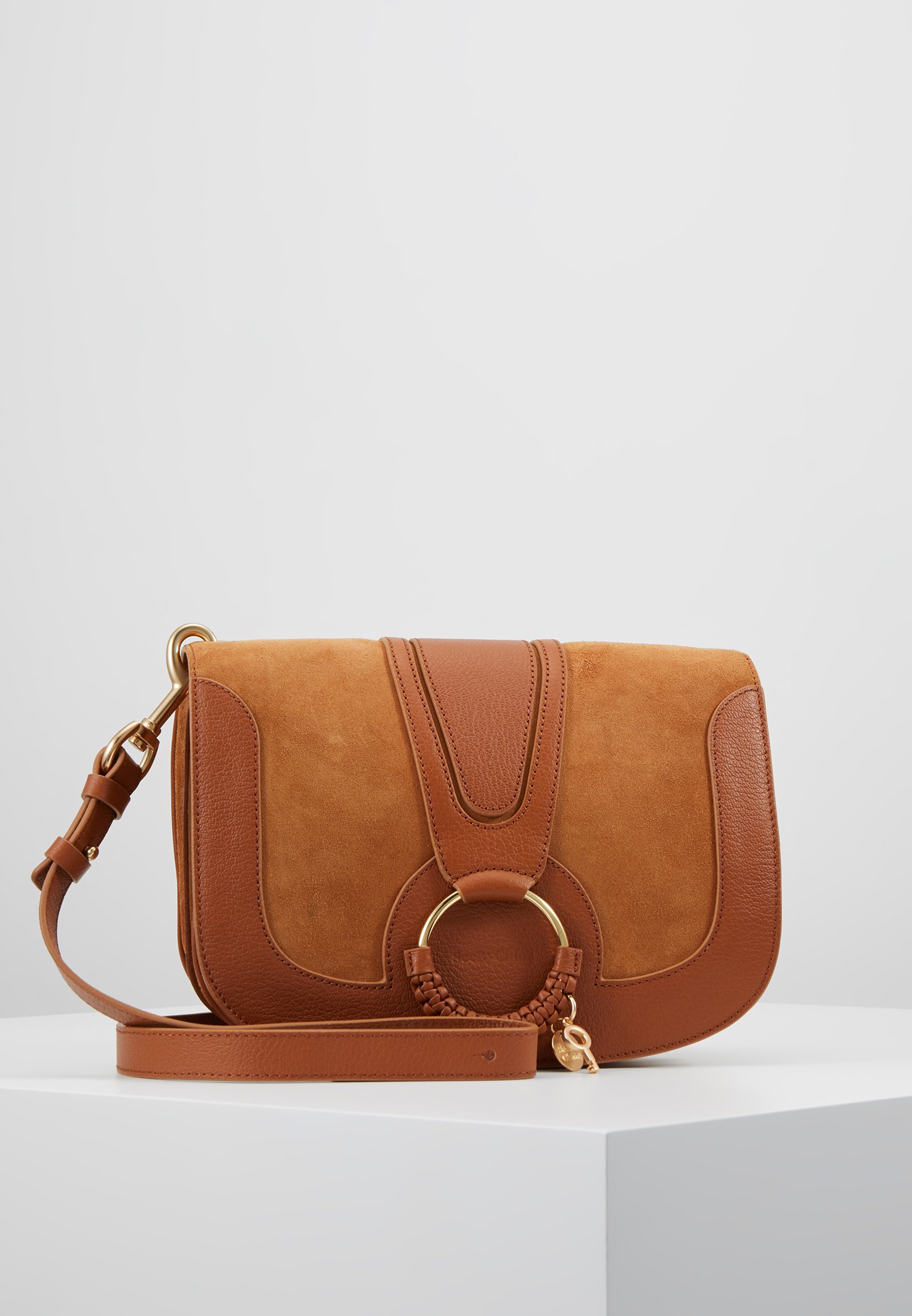 See by Chloé HANA MEDIUM Skulderveske caramello Zalando.no See by Chloé HANA MEDIUM Skulderveske black Zalando.no