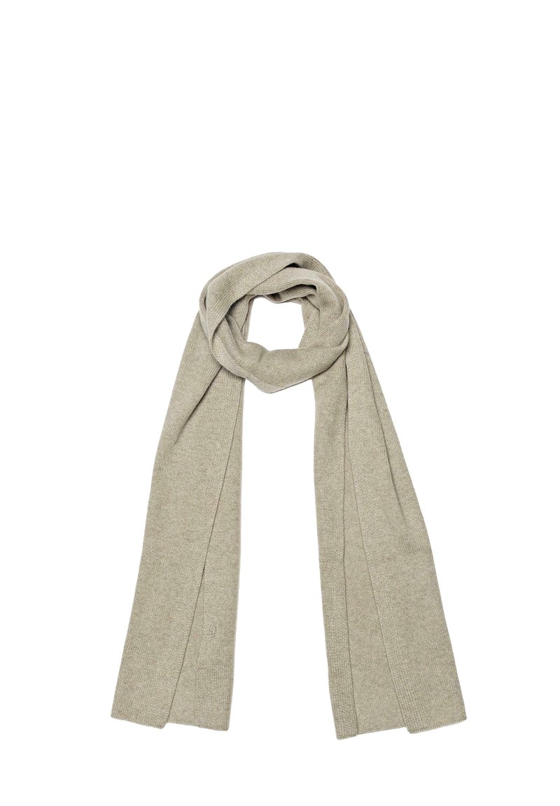 Beige strikket tørklæde, langt og rektangulært, med en glat tekstur og let ribbede kanter. Ingen synlige mønstre eller hardware accenter.