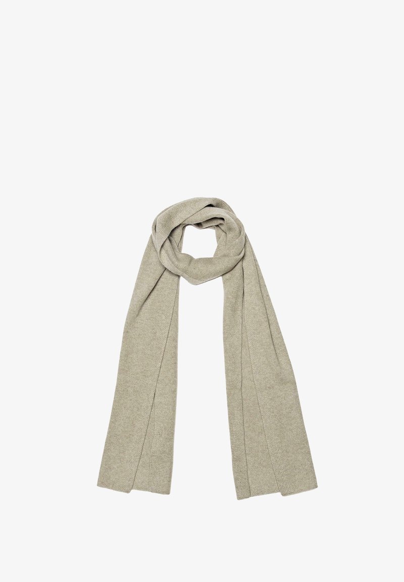 Beige strikket tørklæde, langt og rektangulært, med en glat tekstur og let ribbede kanter. Ingen synlige mønstre eller hardware accenter.