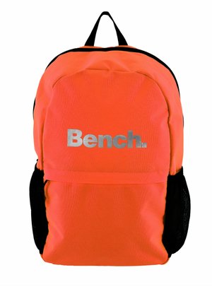 FREIZEITRUCKSACK BRITE MIT VERSTELLBAREN SCHULTERGURT, GROSSEM HAUPTFACH UND SEITENTASCHEN AUS MESH - Reppu - orange