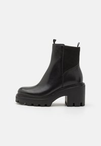 QUINN MID CHELSEA - Platform-nilkkurit - black